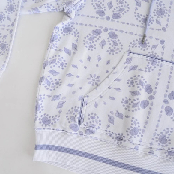 SER.O.YA Foster Hoodie Pullover Sweater White & Purple Floral  M NWT - Picture 5 of 14